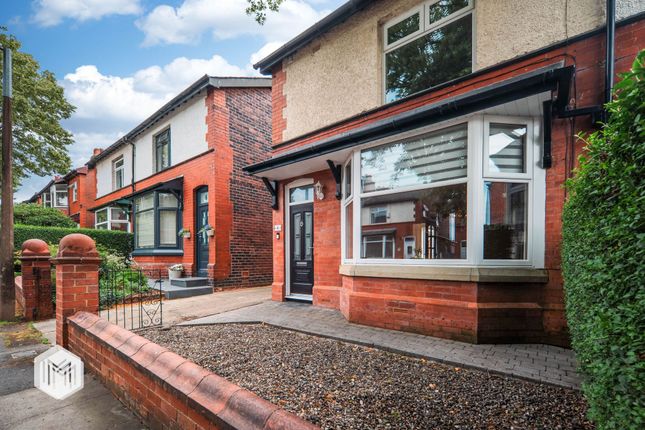 4 Hampton Grove, Bury photo 4