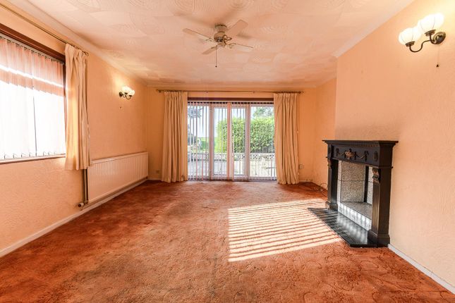 38, Fonmon Road, Barry photo 2