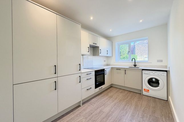 33, Abb Street, West Yorkshire photo 3