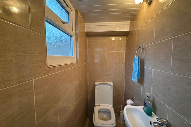 15 Sherwood Street, Leicester photo 5