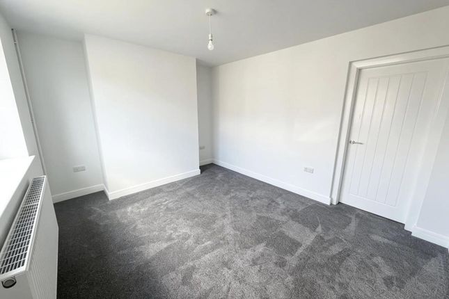 89 Lang Avenue, Barnsley photo 4