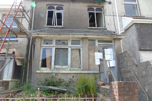 Terraced house for sale in Oak Street, Tonypandy