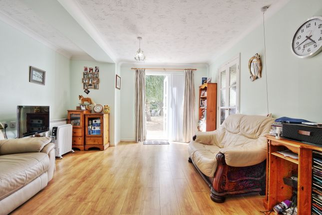 6, Haig Court, Cambridge photo 3