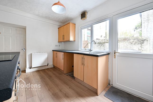 15 Derby Road, Preston photo 3