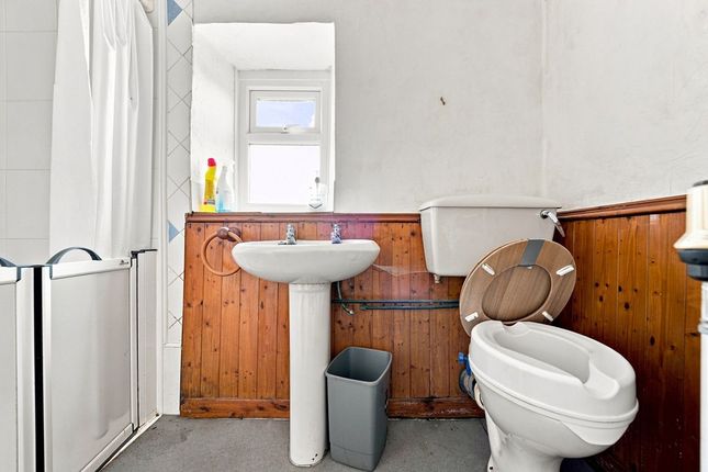 Westend Farmhouse, Lawhill Road, Law photo 4