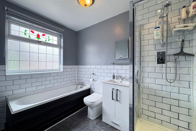 58, Sefton Avenue, Mill Hill, NW7, London photo 5