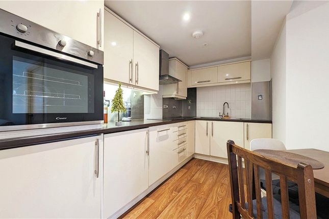Flat 10,, Castle House, Farnham photo 3