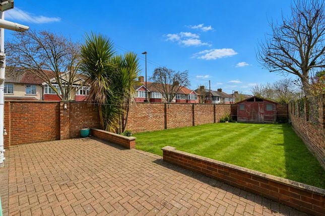 101, Park Road, Hounslow photo 2