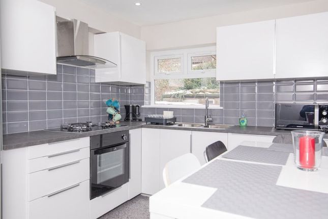 48, St Loys Road, London photo 3
