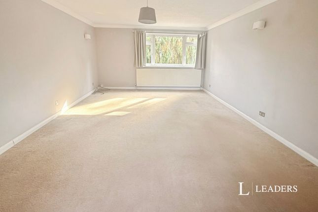 4 Woodside, Ashley Road, Surrey photo 3