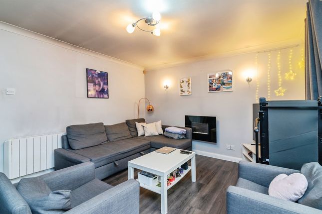 3, Berry Court, Holly Gardens, Nottingham photo 3