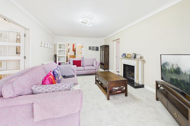 18, Oregon Avenue, Tilehurst photo 3