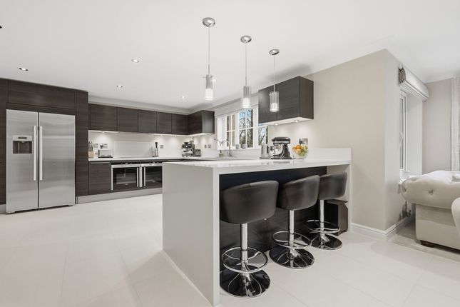 53, Meadow Lane, Newmarket photo 4