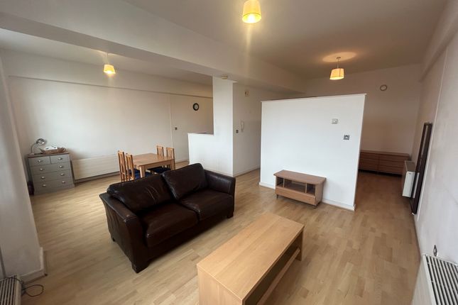 Apt 319, Liverpool photo 2