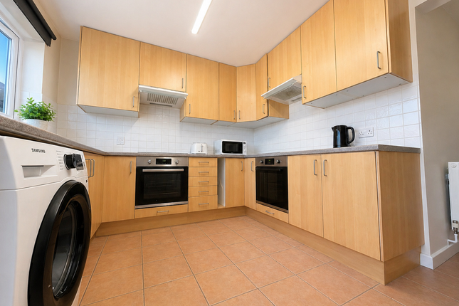 9a, Purley Avenue, Swindon photo 3