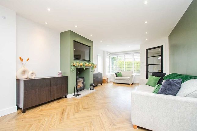 152, Bond Way, Cannock photo 3