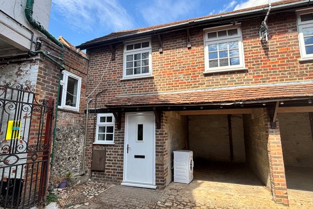 1-bed flat on 4 Wheelers Yard, 87, High Street, GREAT MISSENDEN, £1,300/mo