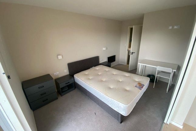 Apartment 7.04 City Gardens, Manchester photo 5