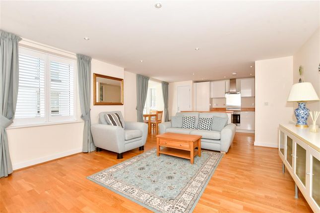 Flat for sale in Out Downs, Deal, Kent