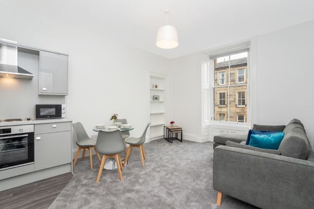 2 bed flat to rent in Oxford Street, Newington, Edinburgh EH8