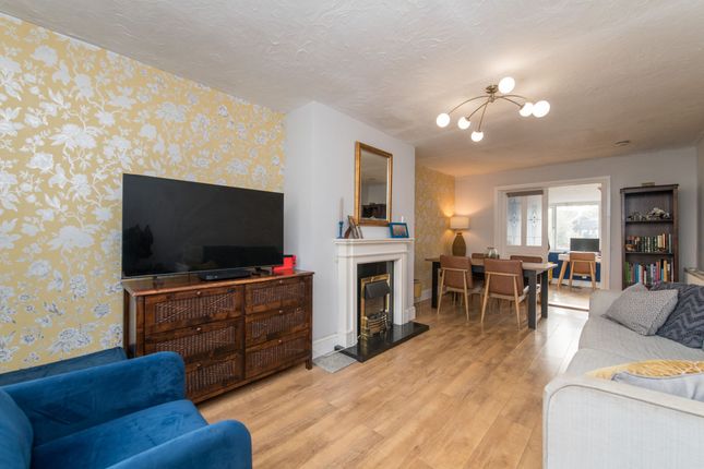 25 Merlin Crescent, Exeter photo 4