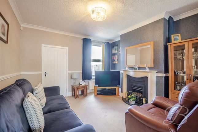 38, Clowne Road, Chesterfield photo 3