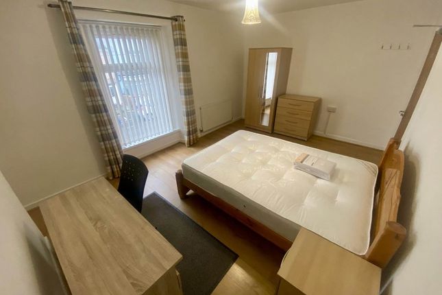 Argyle Street,  (3 BED ADVERT), Sandfields, photo 3