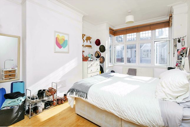 28, Ellaline Road, London photo 4