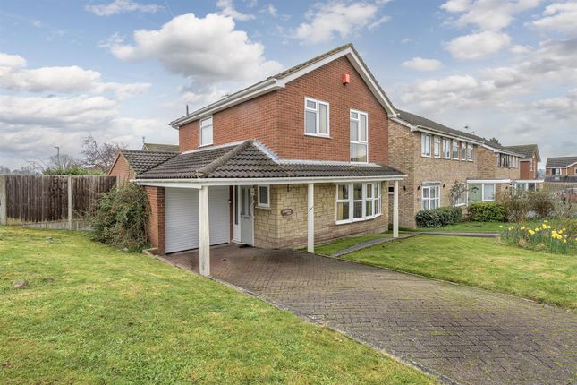 3-bed house on 1, Francis Close, Kingswinford, £320,000