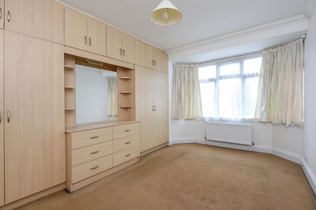 72 Pinner Road, Pinner Road, Northwood photo 3