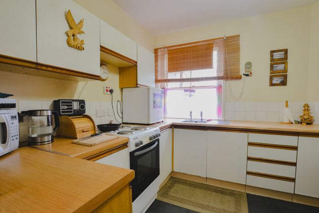2 Apartments, Parade Square, Lostwithiel photo 2