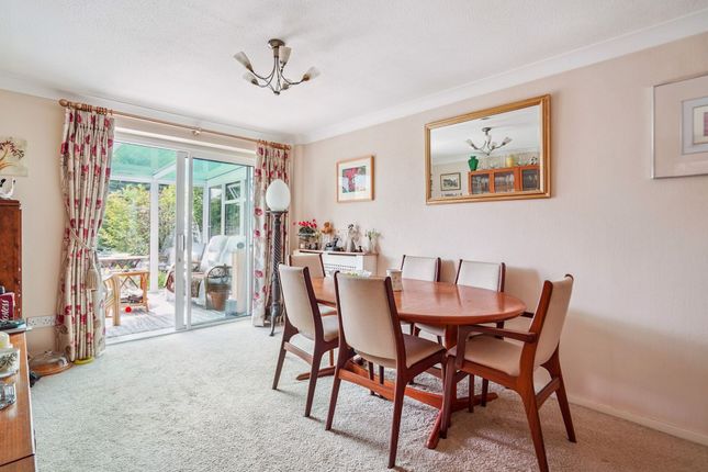65 Sunnycroft, High Wycombe photo 4