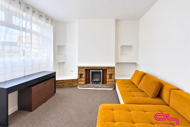 24, Waggon Road, Ashton-Under-Lyne photo 3