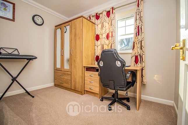 Detached house for sale in Gulls Croft, Braintree