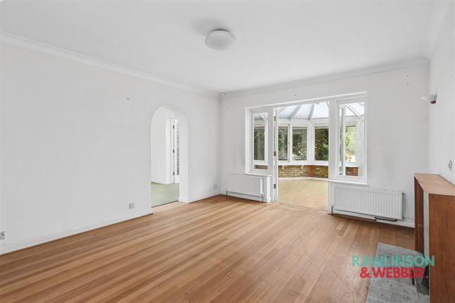 6, Beauchamp Road, East Molesey photo 4