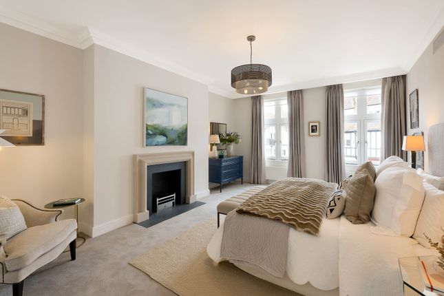 Terraced house for sale in Herbert Crescent, London