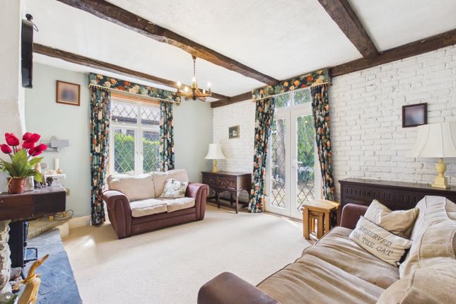 11A,, Wellington Road, Surrey photo 3