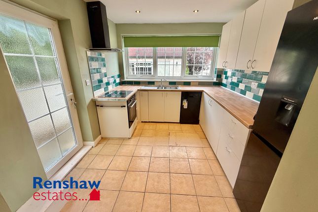 27 Wyndale Drive, Ilkeston photo 2