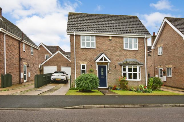 Thumbnail Detached house for sale in Staniwells Drive, Broughton, Brigg