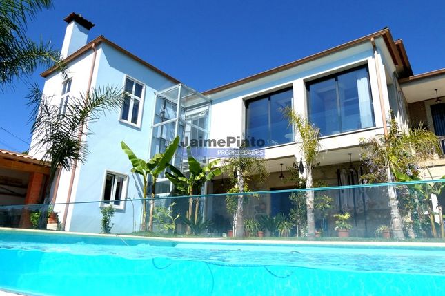 Thumbnail Villa for sale in 4-Bedroom House, Restored, Equipped, Furnished, On High Ground., Briteiros São Salvador, Et Al., Guimarães, Braga, Norte, Portugal