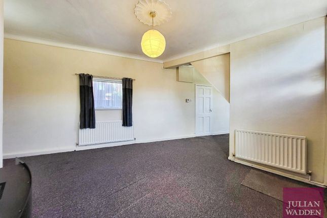 2, Thornley Lane North, Stockport photo 3