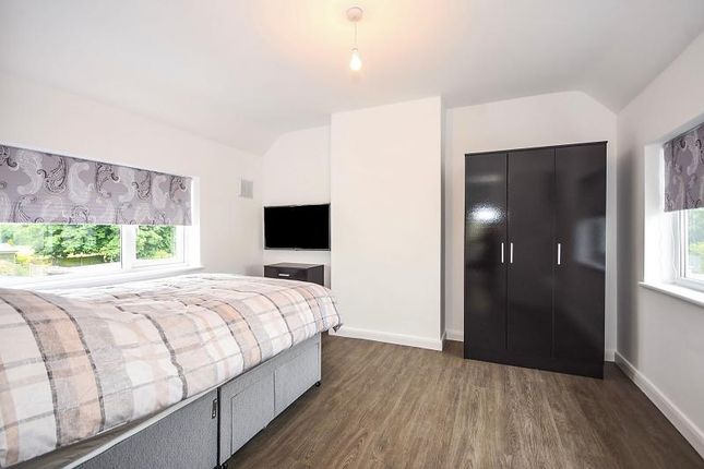 Room 3, 46, Doggetts Close, Rochford photo 2