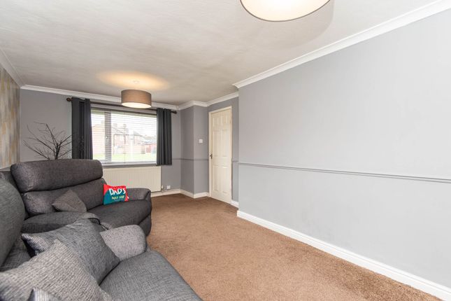 End terrace house for sale in Jasmine Avenue, Beighton