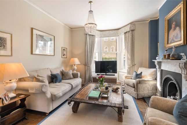 19,, Rosenau Road, London photo 2
