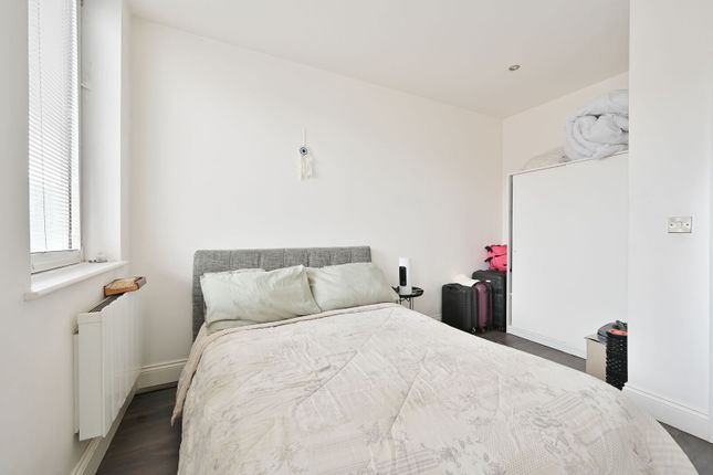 Chiltern House, WD18 0BP, Watford photo 4