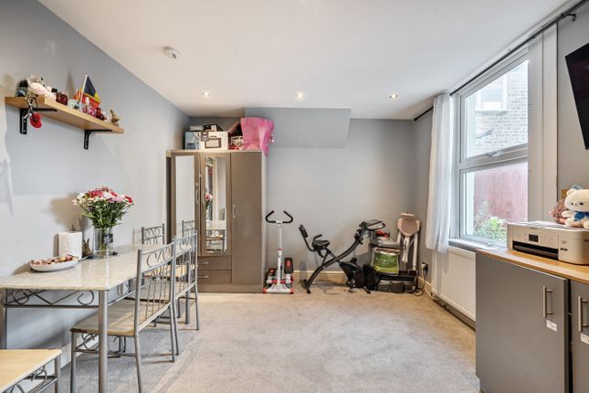 5a, Heyworth Road, Stratford photo 3