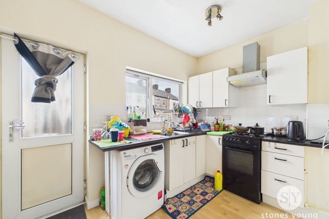 12 Brook Street, Blackburn photo 4