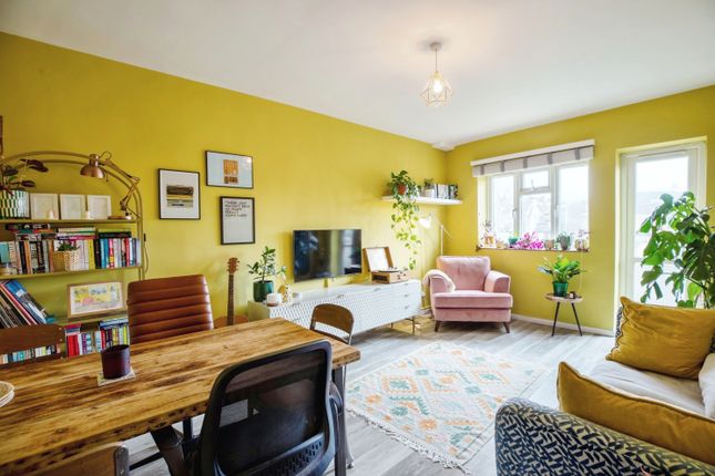 Thumbnail Flat for sale in Lochinvar Street, London