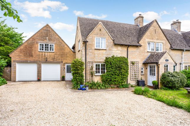 Country house for sale in Furzey Hill Cottages, Meysey Hampton