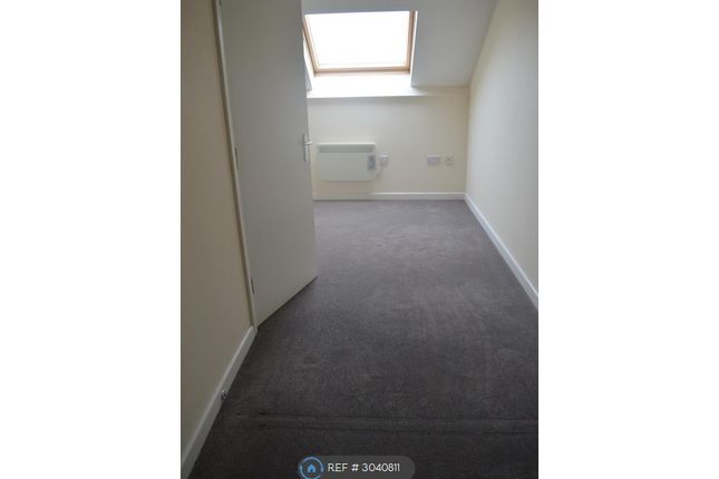 Howard Place, Rochdale, Rochdale photo 5